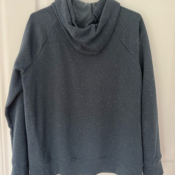 Under armour hoodie - Picture 2 of 3